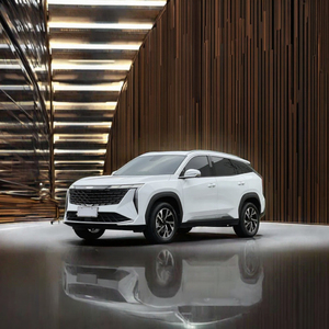 Geely Starray Turbo 2024, 5 Puertas, 5 Plazas, Gasolina, Automático, con Asientos de Cuero, Control de Crucero Adaptativo, Tracción Delantera, R18, Euro VI, Volante a la Izquierda - Product Image 4