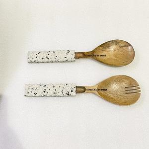 2024 résine de bois d'acacia la plus abordable avec poignée en béton serveur de salade Couverts de serveur de salade uniques avec cuillère et fourchette hautes - Product Image 3