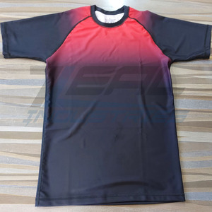 Custom Mma Rash Guards Sublimación Impresión Ultavoilet protección 240 GSM Compresión Grappling Bjj Rash Guards Hecho en Pakistán - Product Image 1