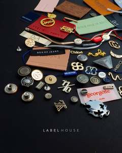 ป้ายผ้าทอมือติดเสื้อพร้อมโลโก้ขนาด2x5ซม. พับได้ตรงกลางพับได้สำหรับ100 - Product Image 6