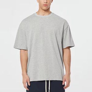 Camiseta en blanco de algodón 100% con estampado de logotipo personalizado OEM, camiseta de gran tamaño transpirable para hombre, fabricada por Benpro Enterprises de Pakistán - Product Image 4