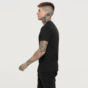 เสื้อยืดคอกลมสำหรับผู้ชายเสื้อลำลองแขนสั้นผ้าเจอร์ซีย์เสื้อสามส่วน - Product Image 3