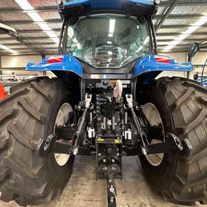 Tractor de Ruedas 4WD T1804-B de 180HP en Oferta, con Motor, Bomba y Caja de Cambios, Marca Personalizada - Product Image 2