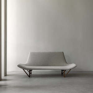 Contemporary Two-Seater Pagode <b>Sofa</b> Convertible Wood and <b>Sponge</b>-Filled Living Room Furniture <b>for</b> Home Apartment - Product Image 2