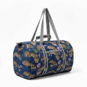 Bolsa de Lona Moderna Ligera de Algodón Orgánico Suave, Resistente al Polvo, Plegable, con Capacidad Personalizable para Uso Diario y Viajes - Product Image 1