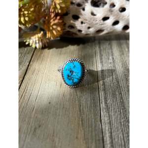 Kingman <b>Turquoise</b> Sterling Silver <b>Ring</b> Size 8.25-Navajo Handcrafted Statement Jewelry - Product Image 1