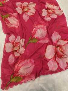 ภาพสีชมพูสุดเพอร์เฟกต์ชุดเซรีพิมพ์ลายบอลลีวู้ดอินเดียสีแดงดีไซน์เนอร์ขายดีที่สุดนำเทรนด์ใหม่ล่าสุดแนวชนเผ่าปาร์ตี้สวมใส่ดูหรูหรา - Product Image 6