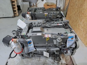 เครื่องยนต์ดีเซลยันมาร์ 6LPA-STP2 315 แรงม้า รุ่นใหม่ สำหรับเรือเดินทะเล ใช้ได้ทั้งน้ำมันดีเซลและน้ำมันเบนซิน พร้อมระบบสตาร์ทไฟฟ้า - Product Image 6