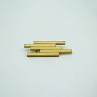 Poignées de placard en fer minimalistes modernes faciles à installer Porte de garde-robe coulissante et poignées de tiroir non perforées