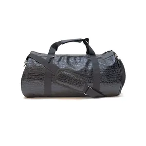 Sac de voyage Crocodile Black Weekend élégant et durable - Product Image 1