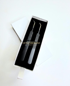 Pince à épiler pour extensions de cils GETUP BROSONS IMPEX de haute qualité, en acier inoxydable, à 45 degrés, avec revêtement en poudre noire et pointe argentée lisse - Product Image 4