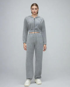 Conjunto Deportivo de Dos Piezas con Capucha para Mujer, Estilo Casual, con Pedrería, de Invierno, de Lujo, Precio de Fábrica, Venta al Por Mayor - Product Image 2