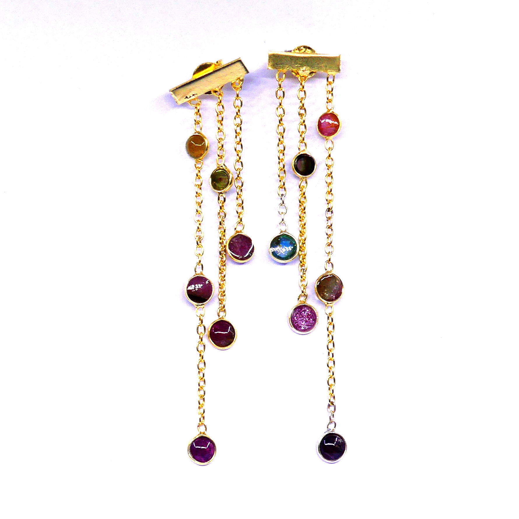 สีเหลือง