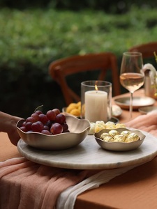 ชามเสิร์ฟทองเหลืองขอบโค้งหรูหราทันสมัยพร้อมแปรงทองใช้สำหรับเสิร์ฟของหวานและท็อปโต๊ะ - Product Image 4