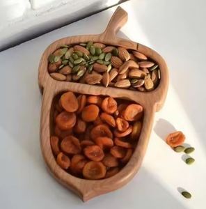 Décoration de Noël Plateau de service de fruits secs en bois pour la décoration de la maison et de la cuisine au design moderne - Product Image 4