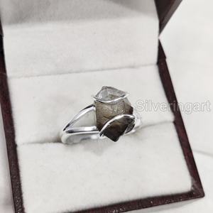 Bague pour femme en argent sterling 925, avec pierre précieuse naturelle brute de quartz fumé, pierre de naissance, anneau en fil, cadeau d'anniversaire, bijoux faits à la main - Product Image 3