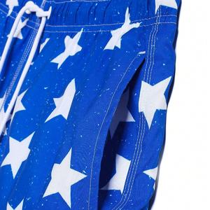 กางเกงขาสั้นลำลองผู้ชายพิมพ์ลายธงชาติสหรัฐอเมริกาคุณภาพสูง แฟชั่นใหม่ปี 2024 ระบายอากาศได้ดี แห้งเร็ว ผ้ายืด/โพลีเอสเตอร์ เหมาะสำหรับออกกำลังกาย - Product Image 3