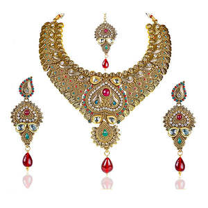 Mithya ชุดเครื่องประดับที่ดี pota หิน kundan สร้อยคอกับ Maang Tikka - Product Image 1