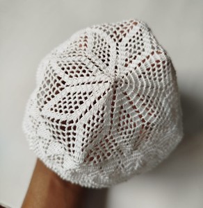 Nouveaux chapeaux musulmans Kufi Tupi de haute qualité pour hommes casquettes de prière chapeaux islamiques musulman Kufi couleur unie maille entrejambe du Bangladesh - Product Image 4