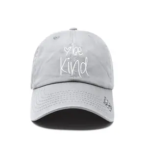 Sombreros de béisbol de perfil bajo de algodón de moda Logotipo bordado de estilo de moda Tamaño ajustable Texto personalizado Be Kind Cómodo Sombreros de papá