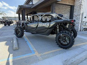 Can-Am Maverick X3 X mr Turbo RR 72 2026 - Product Image 2
