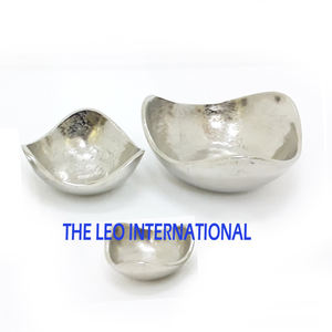 Shiny Polished Hammered Texture Decorative <b>Bowl</b> Aluminum Metal for Dining Tables Gifting Purpose Ceramic Japanese <b>Bowls</b> - Product Image 5