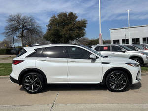 Infiniti QX50 Sport 2023 Usado en Excelentes Condiciones - Product Image 6