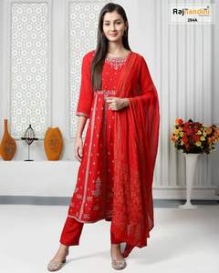 Conjunto de ropa de algodón puro con estampado, bordado y estampado a la moda - Product Image 6