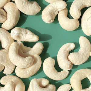 WW180เม็ดมะม่วงหิมพานต์จากโรงงานในเวียดนาม WW240 WW320เม็ดมะม่วงหิมพานต์แบบเม็ดมะม่วงหิมพานต์แบบดิบ W240ความต้องการของลูกค้า - Product Image 1