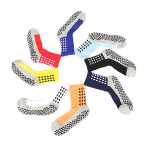 Venta al por mayor rendimiento deportes antideslizantes calcetines atléticos fútbol agarre calcetines transpirable mejor diseño antideslizante fútbol Calcetines - Product Image 2