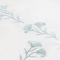 Parures de lit en satin de coton personnalisées en gros, fleurs turquoise brodées, housse de couette et taies d'oreiller pour la maison, l'hôtel, le mariage