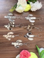Nouveau porte-clés en cuir de vachette style unique, porte-clés en cuir de vachette motif sapin de Noël, porte-clés élégants, véritable porte-clés