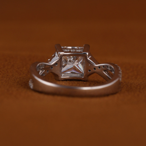 Anillo DE BODA elegante de corte princesa con diamantes de platino de diseño personalizado, anillo de moda sorpresa de estilo clásico nuevo de alta calidad - Product Image 3