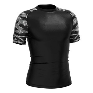 Dernier style de chemise de compression MMA à manches courtes avec logo personnalisé Jiu Jitsu imprimé par transfert à chaud Rash Guards Concevez votre propre UPF50 + - Product Image 2