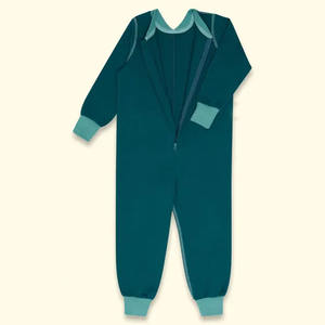 ชุดนอนผู้ใหญ่แบบสวมใส่ได้ทุกเพศทุกวัย ผ้าเจอร์ซีย์ 100% ผ้าฝ้าย สำหรับใช้ในโรงพยาบาล เหมาะสำหรับผู้ป่วยที่มีความต้องการพิเศษ ขายส่ง - Product Image 4