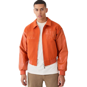 Chaqueta Universitaria de Béisbol para Hombre de Alta Calidad, Fabricada por OEM, Chaqueta de Cuero PU con Bordado Chenille Personalizado para Invierno - Product Image 1