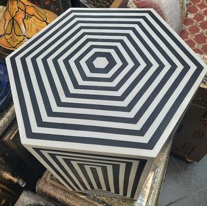 เก้าอี้คอนโซลทรงกลมลายโบราณแบบหรูหราเป็นมิตรกับสิ่งแวดล้อม ตกแต่งด้วยกระดูกแท้ งานแฮนด์เมด เฟอร์นิเจอร์สำหรับบ้านและสำนักงาน - Product Image 4