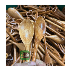 CUILLÈRE EN BOIS À BAS PRIX MATÉRIAU NATUREL EN GROS OUTIL DE CUISINE ÉCOLOGIQUE FAIT À LA MAIN LOGO PERSONNALISÉ DISPONIBLE DU VIETNAM - Product Image 6