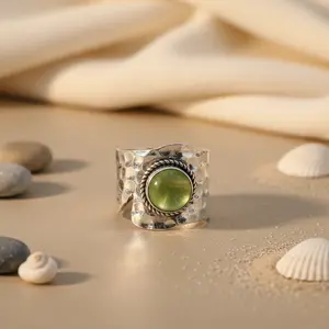 แหวนเงินแท้ 925 ประดับพลอยสีเขียว ดีไซน์เรขาคณิต สำหรับผู้หญิง เครื่องประดับชั้นดี ชุบโรเดียม แพลตตินัม ตัดแบบพลอย - Product Image 3