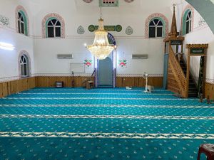 Premium Machine Lavable Prière Utiliser Mosquée Tapis 13mm Pile Hauteur 3.5kg/m2 Acrylique Rouleau 1.33x25m Prêt à Expédier - Product Image 2