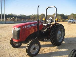 Tracteur agricole à roues Massey Ferguson 2605 Diesel multifonctionnel 90 CV de 2007 pour moteur, transmission et pompe - Product Image 2