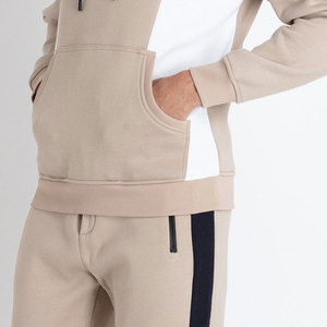 Conjunto Deportivo de 2 Piezas para Hombre, Color Sólido Estampado, Precio de Mayoreo, OEM, Transpirable, Precio Económico, Sublimado, con OEM - Product Image 6