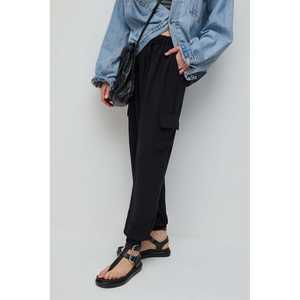 Pantalones Tejidos con Bolsillos Tipo Cargo - Product Image 4