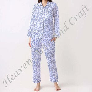 Conjunto de Pijama de Algodón 100% para Mujer, Ropa de Dormir Suave para el Hogar, Conjunto de Pijama de Primavera/Verano con Estampado Floral/Personajes/Letras/Estampado/Vacaciones/Árbol PJ044 - Product Image 1