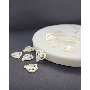 Pendentif Breloque Cœur Filigrane en Nacre Blanche - Product Image 2