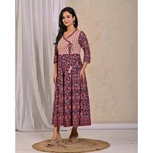 Robe longue en coton imprimé Jaal Jaipuri de style ethnique indien, composée d'un Lehenga Choli et d'un Salwar en tissu Georgette. - Product Image 3