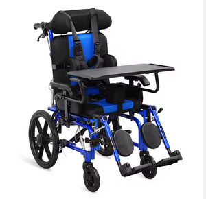 Silla de Ruedas Manual Reclinable Ajustable con Respaldo de Acero para Personas Mayores o con Discapacidad SKE691 con Bandeja para Comida - Product Image 2