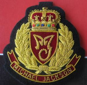 Belle conception de tissu de forme ronde brodée à la main Zari Badges de broderie à la main tissu sergé adhésif bordure Merrow - Product Image 4