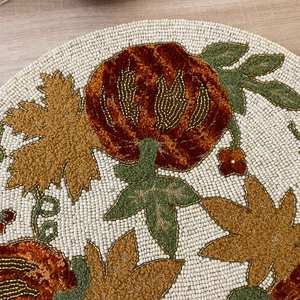 Mantel Individual con cuentas, cargador redondo hecho a mano para comedor de lujo y decoración de vacaciones, pieza única hecha a mano con cuentas, mantel, inauguración de la casa - Product Image 6