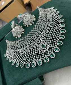 Parure de bijoux de créateur en laiton finition argentée, motif diamant, avec pierre principale en zircon, pour mariage, fiançailles, fête, cadeau - Product Image 3